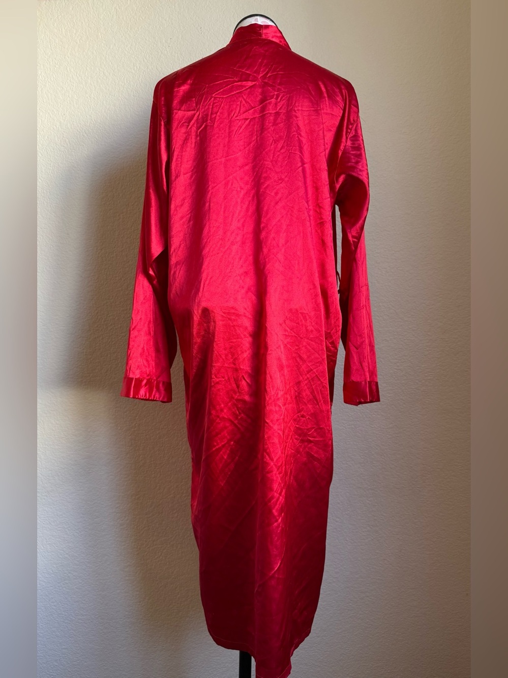 PLAYBOY Red Satin Robe - Picture 4 of 6